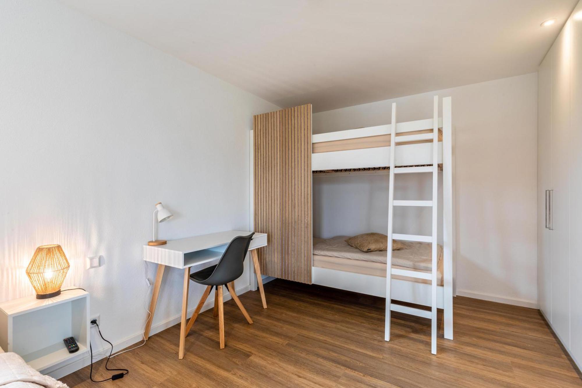 גונצבורג Studio 4 Parkside Apartments מראה חיצוני תמונה